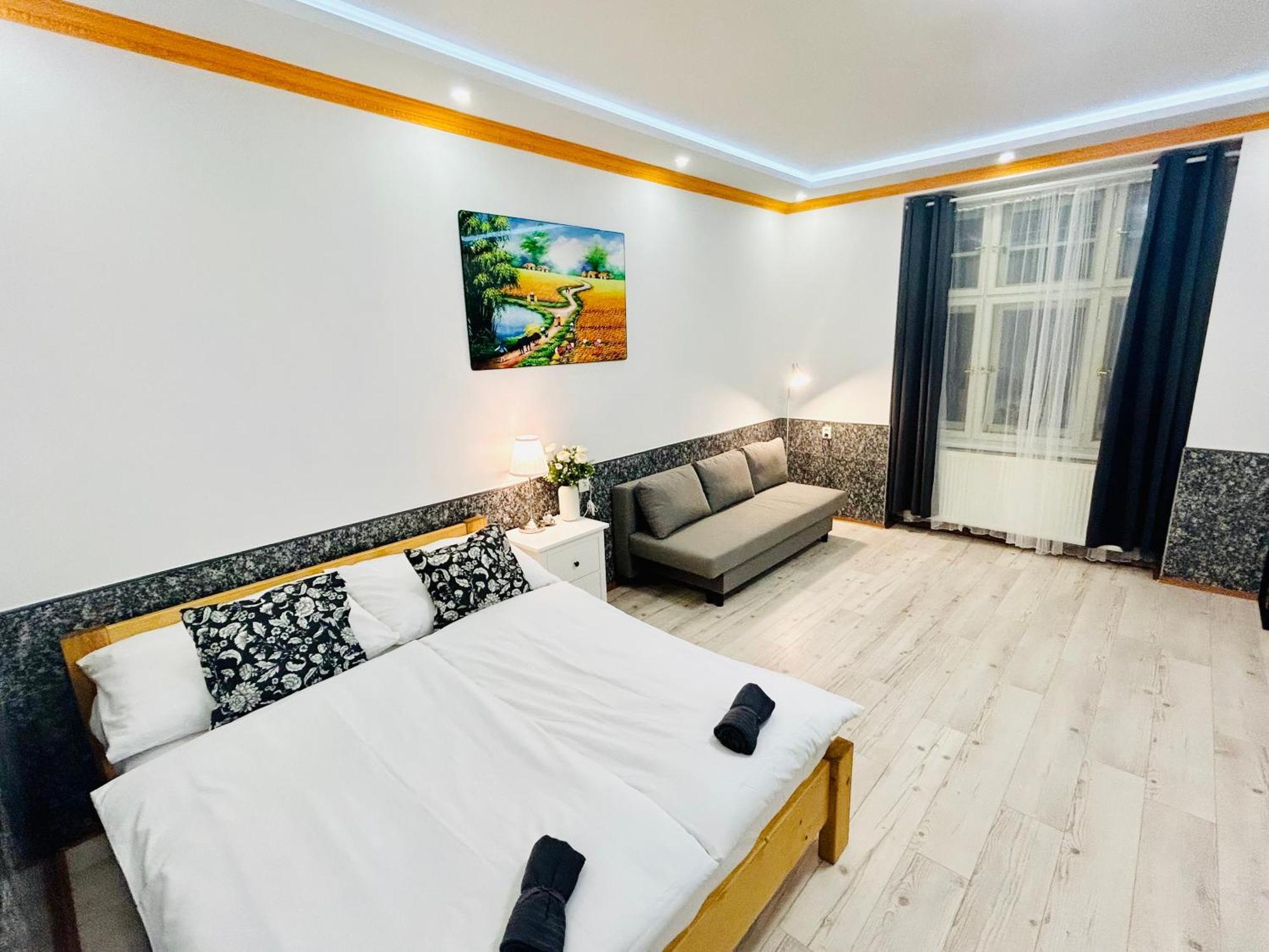 Modern Spacious Apartment In Center Prag Dış mekan fotoğraf