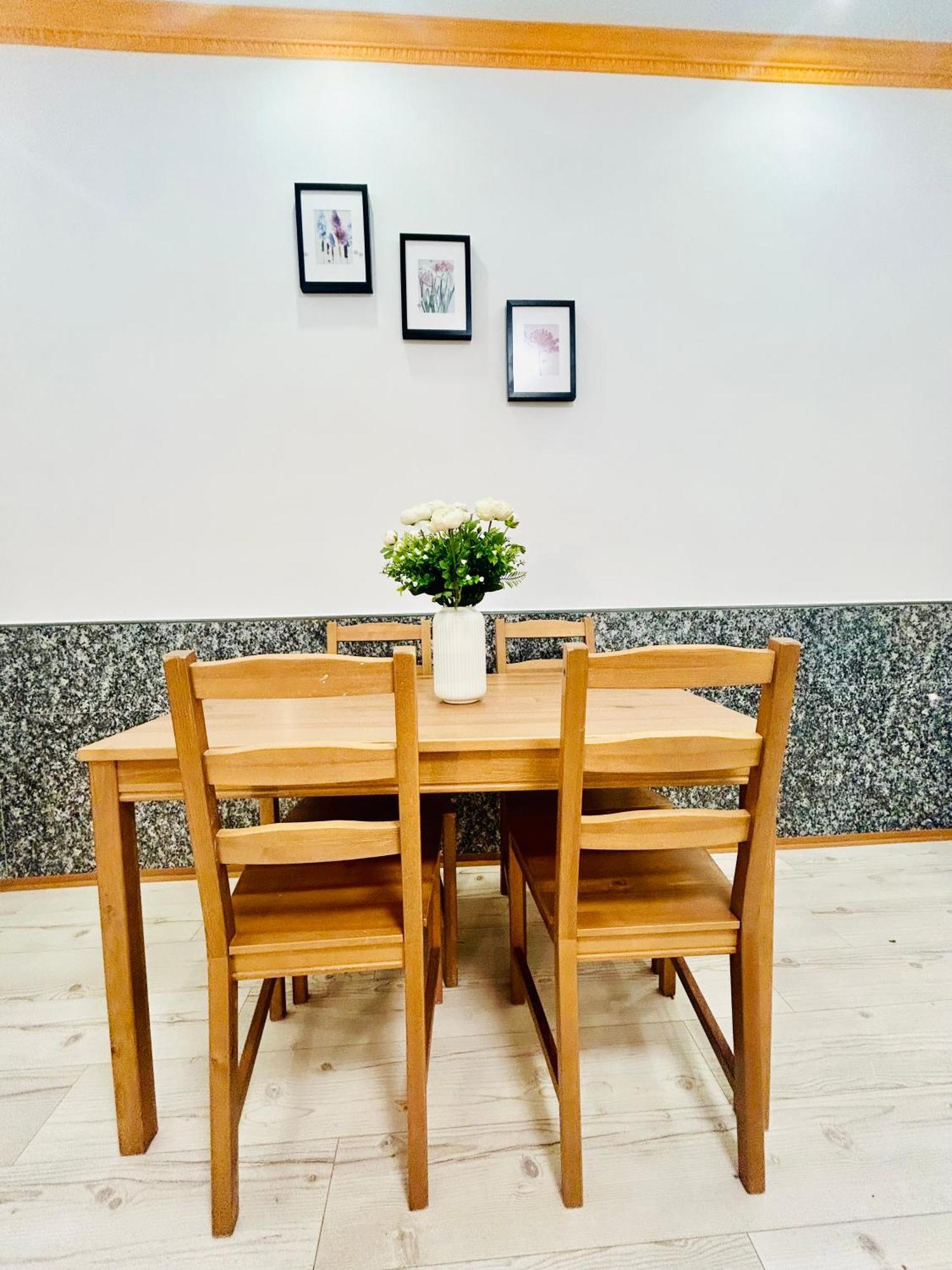 Modern Spacious Apartment In Center Prag Dış mekan fotoğraf